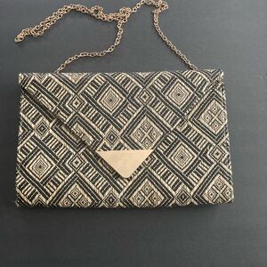 Natasha Chic Raffia Black and Tan Geometric Clutch with removable chain